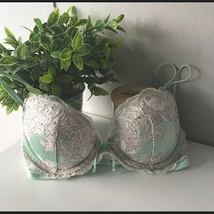32C Swarovski Miraculous Seduction Bombshell Bra. Very sexy Push up.